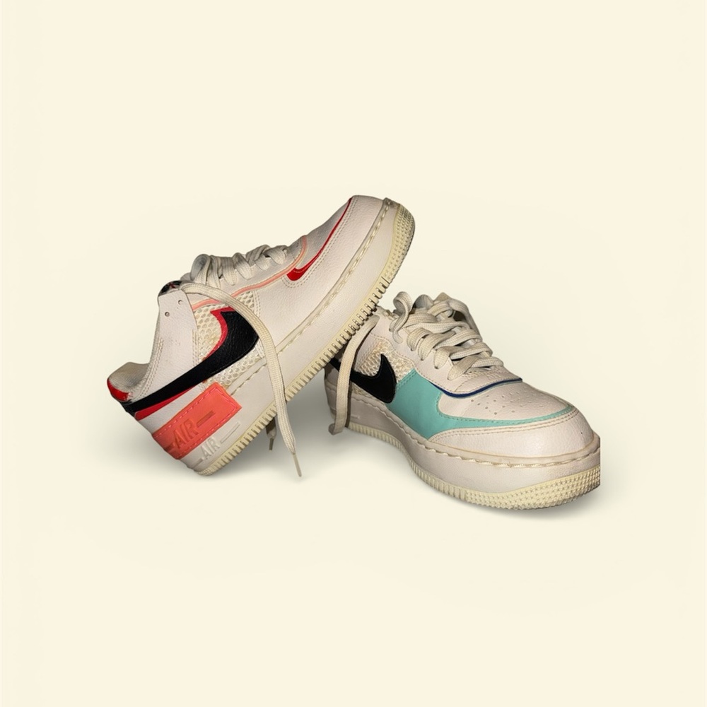 Nike Women's Sneakers in Cream, Red, Black, and Blue